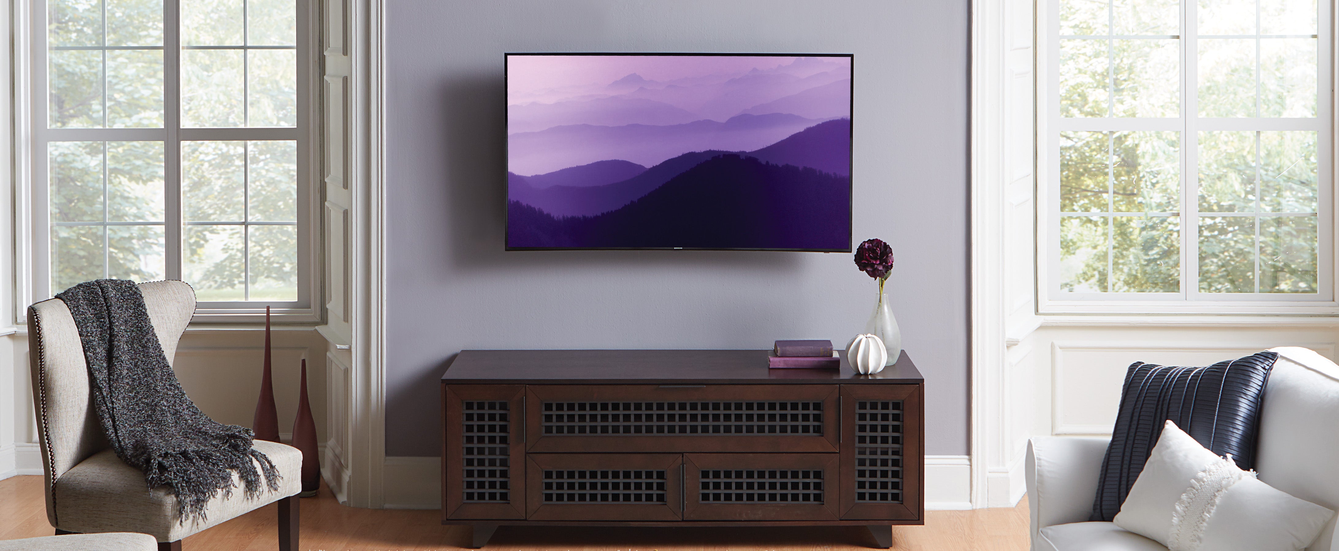 How to Choose the Right TV Wall Mount: Expert Tips and Tricks 3 VLC1 LS Front 1 How to Choose the Right TV Wall Mount: Expert Tips and Tricks