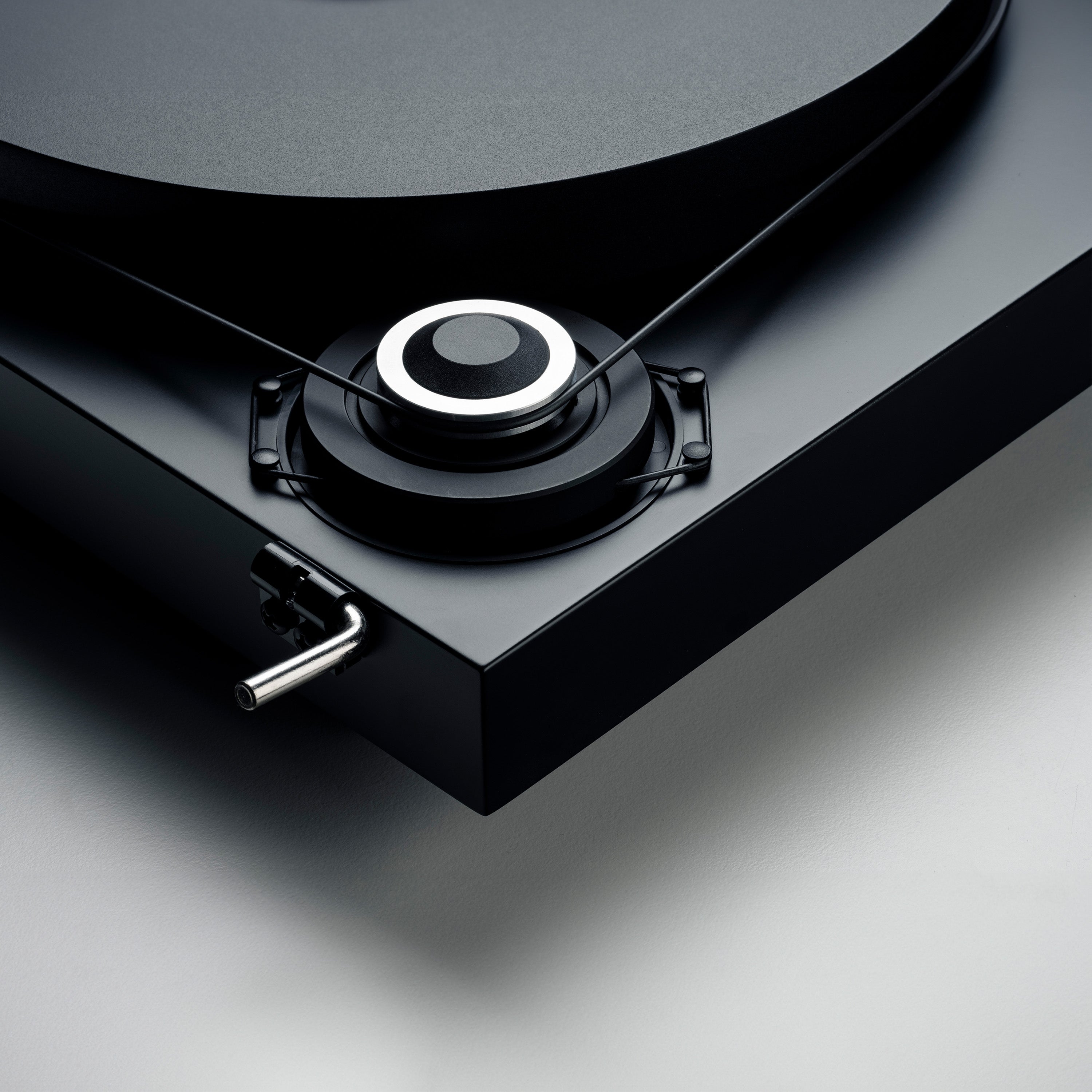 Pro-Ject 2Xperience Turntable (2M Silver)