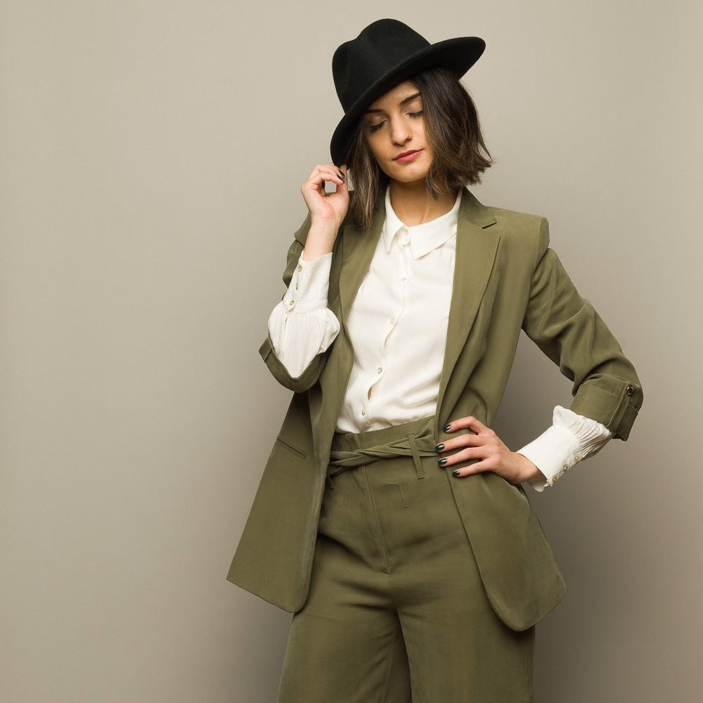 Rouleau de papier Savage TV Gris