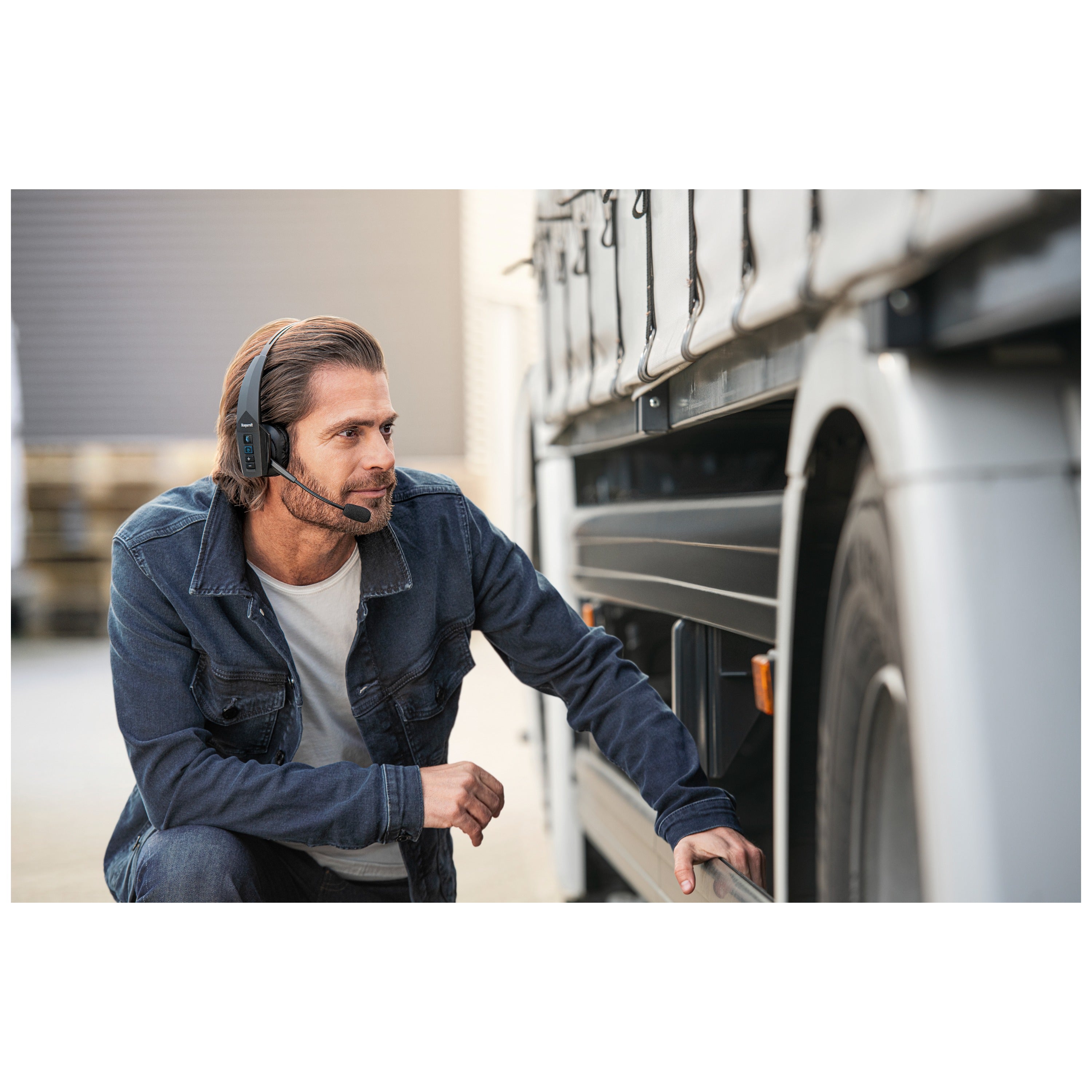 BlueParrott B350-XT Lightweight Noise-Cancelling Bluetooth® Headset