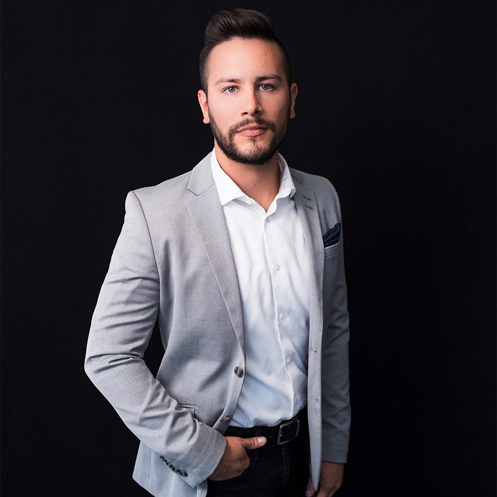 Arrière-plan de voyage sauvage noir