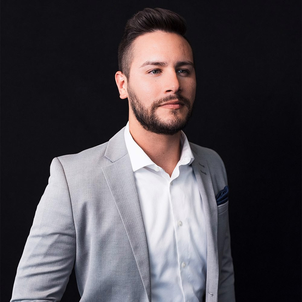 Arrière-plan de voyage sauvage noir