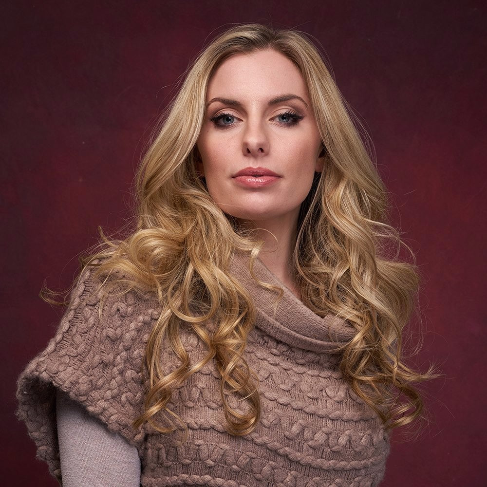 Toile de fond peinte sauvage écarlate