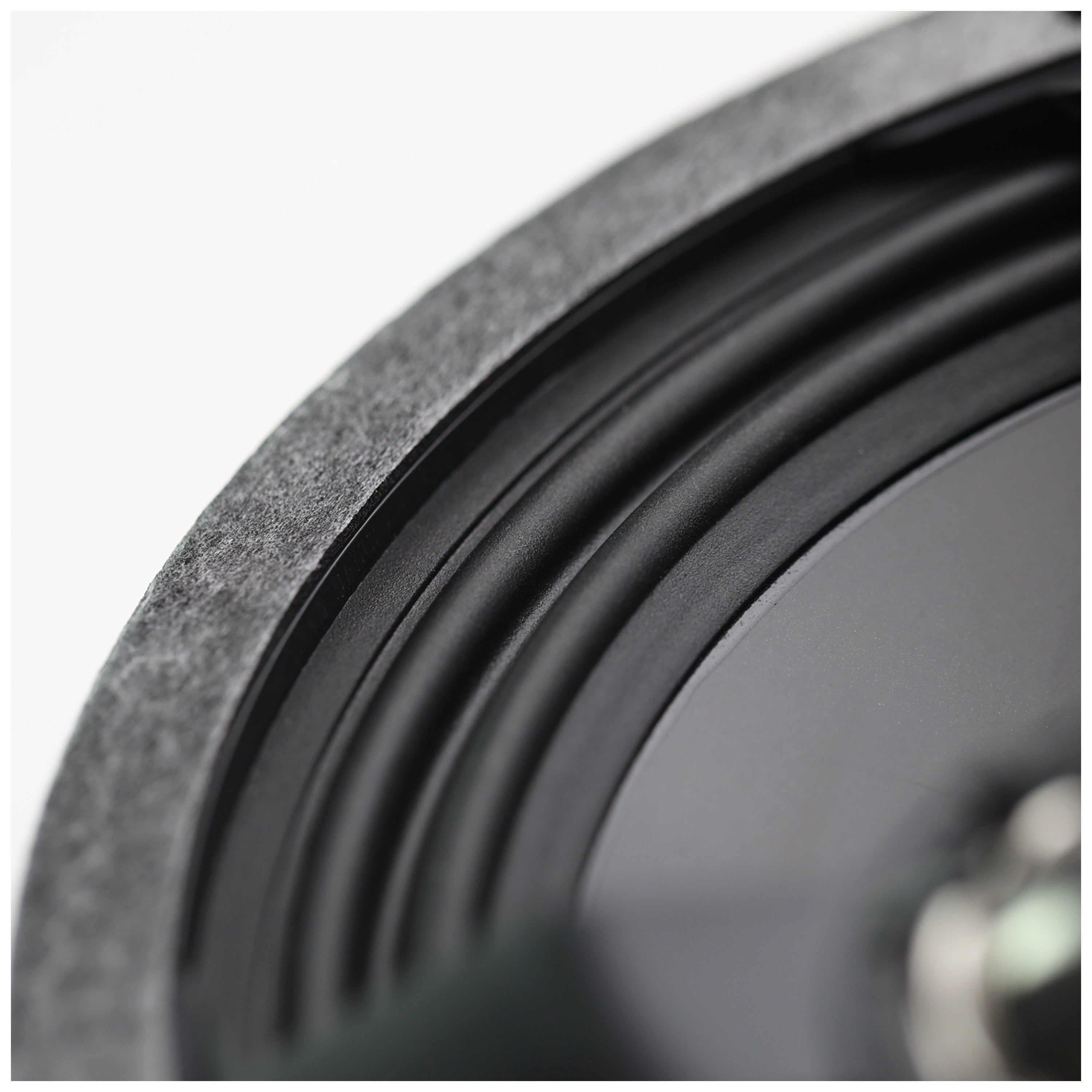 MB Quart HC1-116DT 6.5" 3-Way 2 Ohm Coaxial Speaker System for Harley-Davidson - Directly Upgrades the Front Speakers.