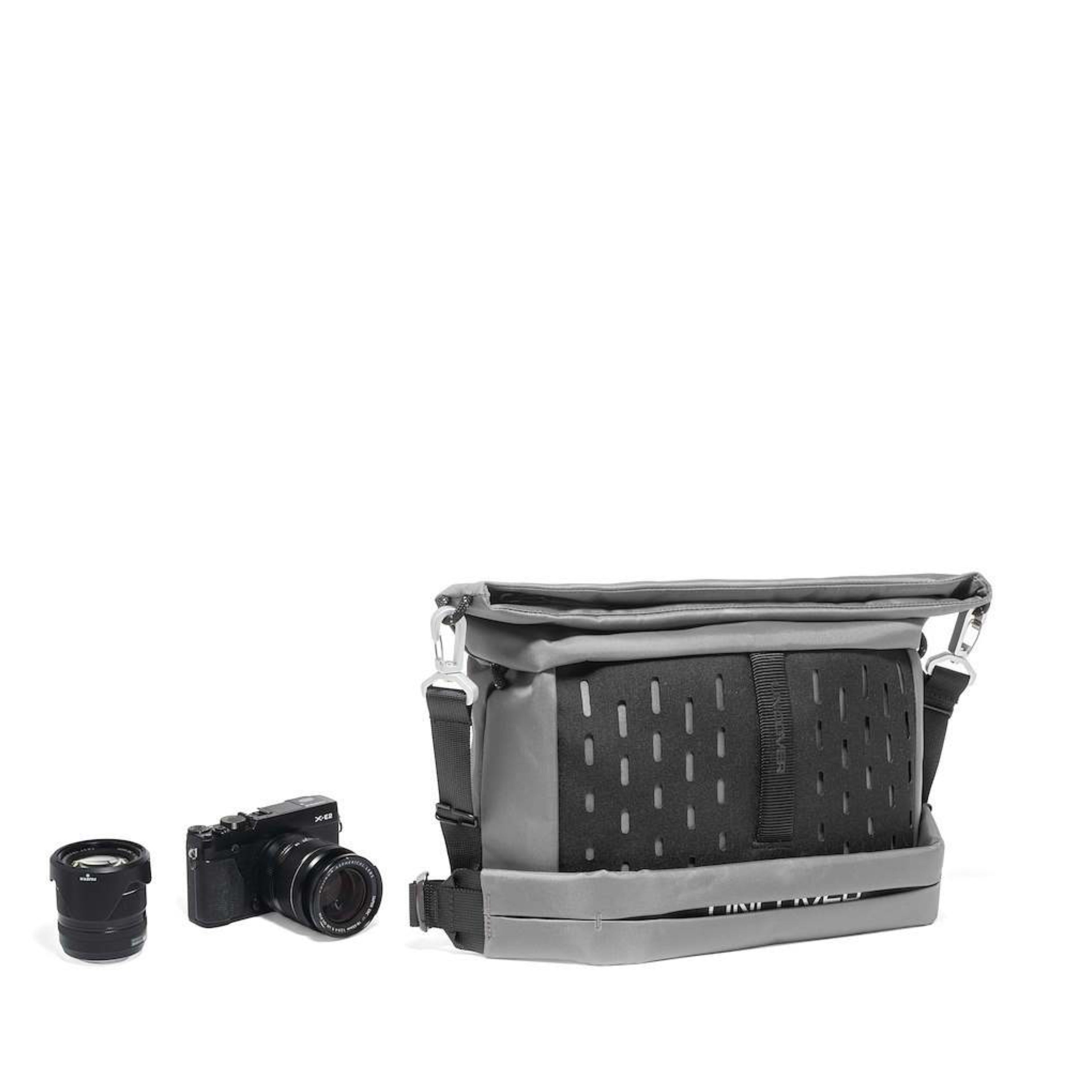 Manfrotto UNCOVER Messenger Bag 7L