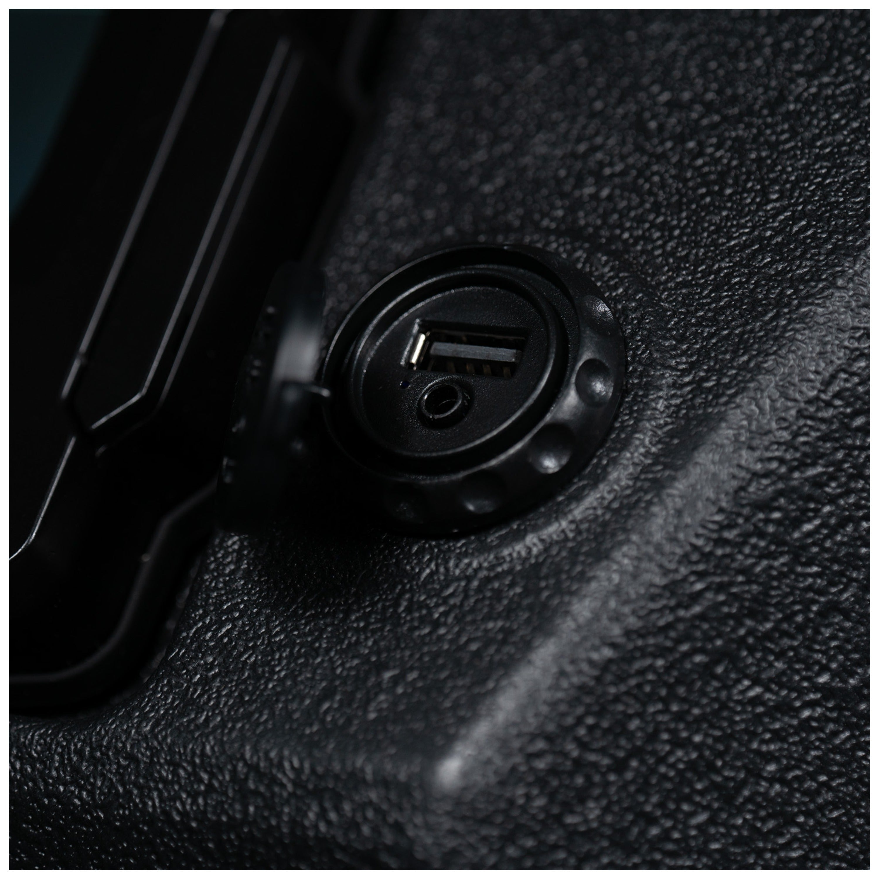 MB Quart MBQD-STG4A-1 Can-Am Defender - Stage 4 Visor Audio System four speakers, 320-watt four channel amplifier