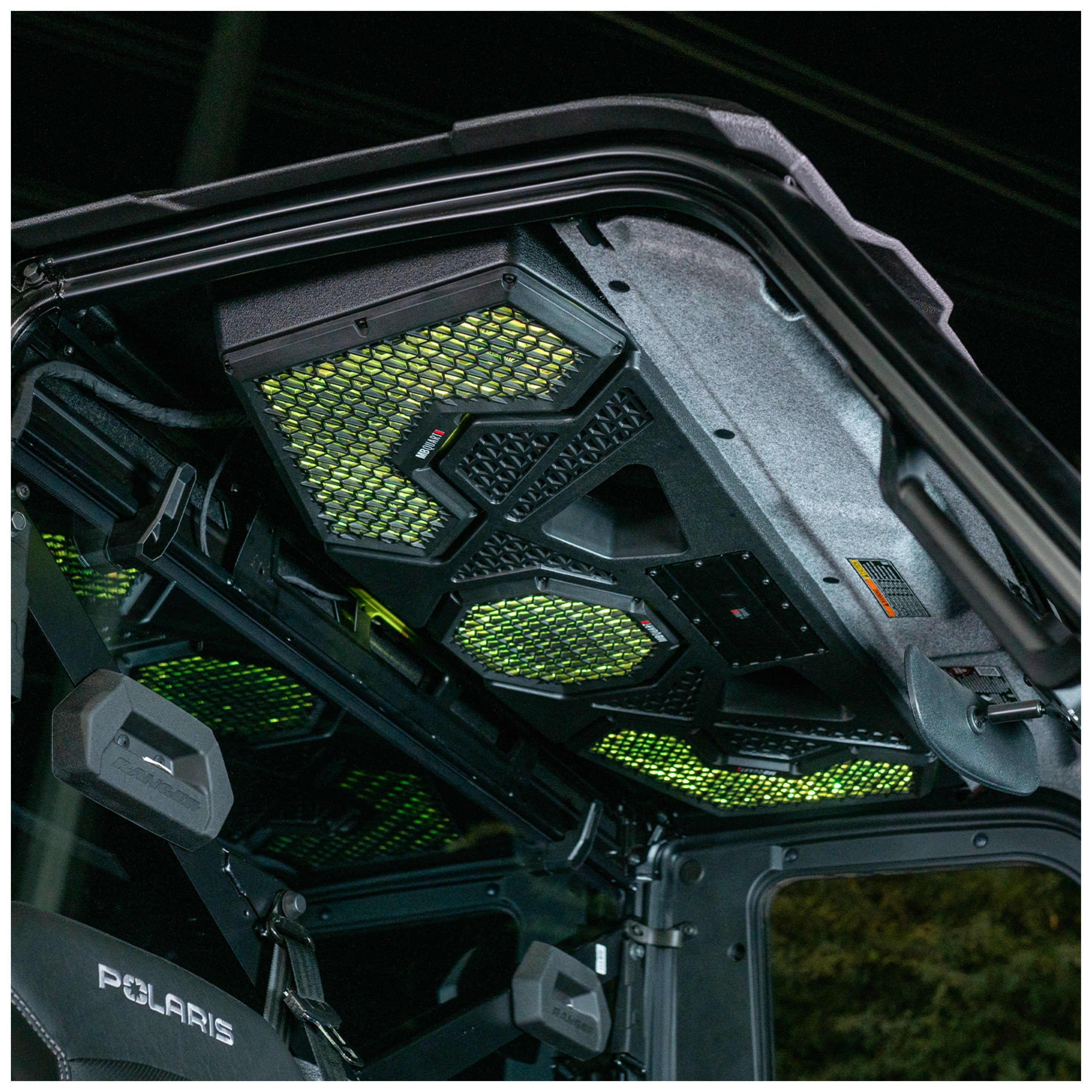 MB Quart MBQRG2-S7R 500-watt Ranger audio roof with a dash-mounted GMR7V1 source unit