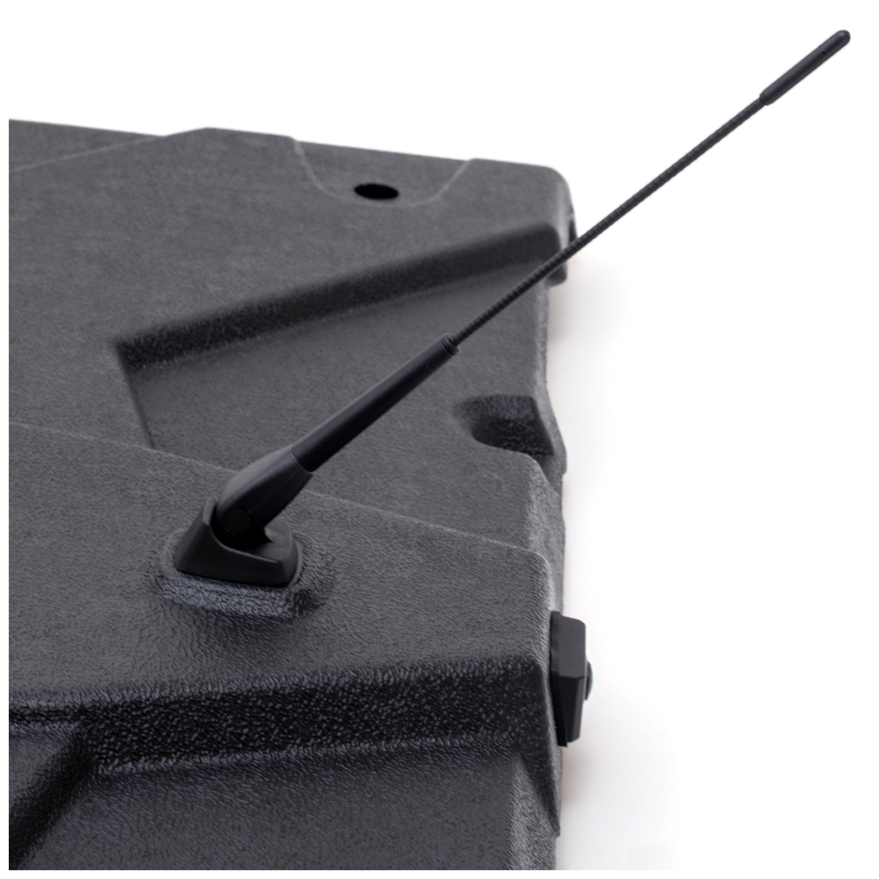 MB Quart MBQRT2-S7R 500-watt, RZR Trail audio roof with a GMR7V1 source unit.