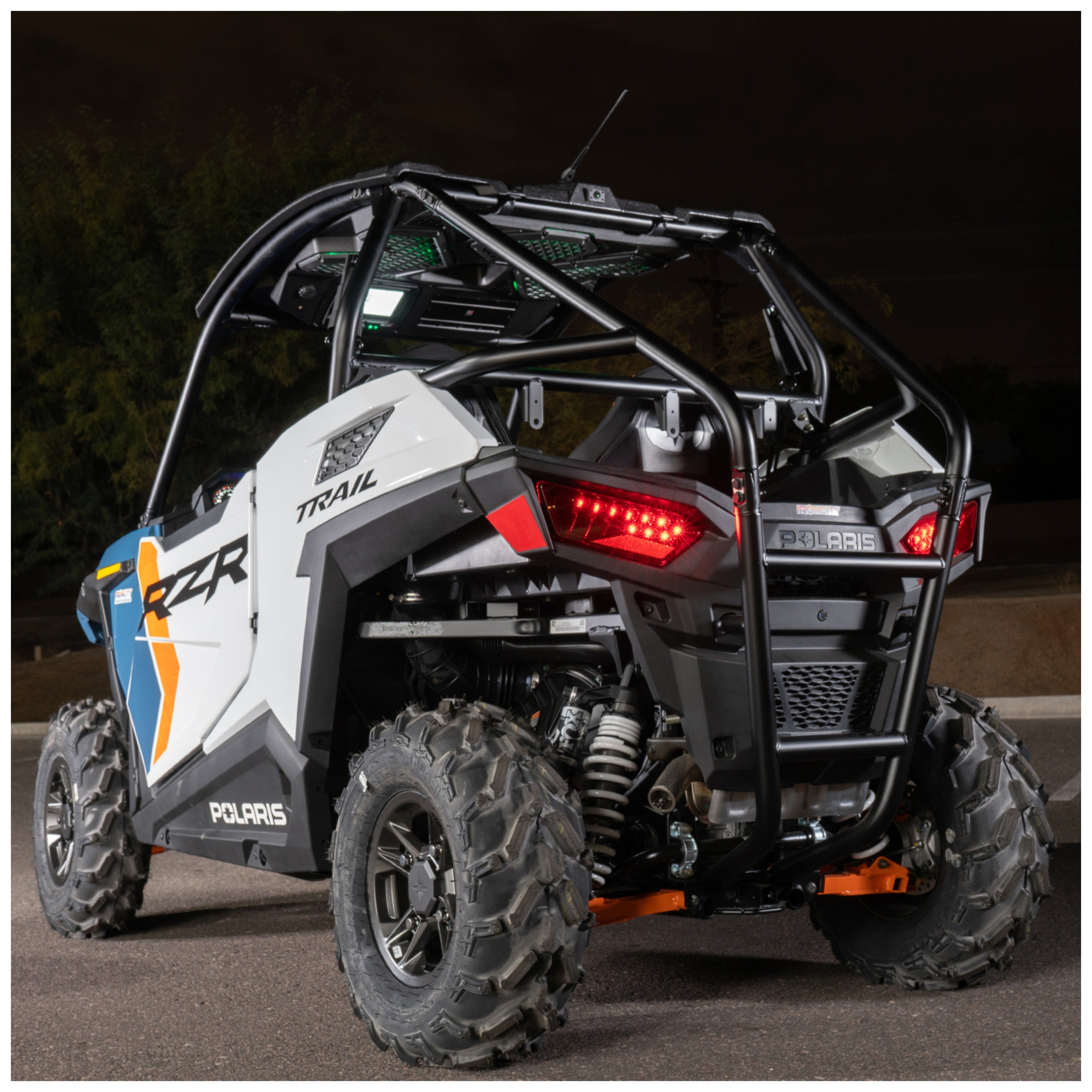 MB Quart MBQRT2-S7R 500-watt, RZR Trail audio roof with a GMR7V1 source unit.