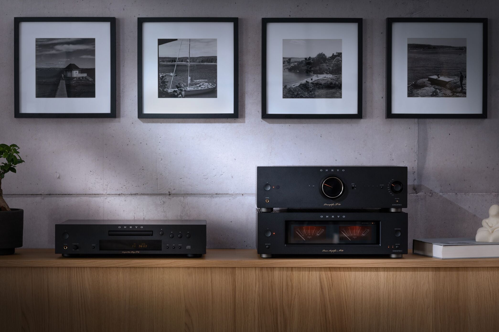 Onkyo P80B Icon Pre Amplifier