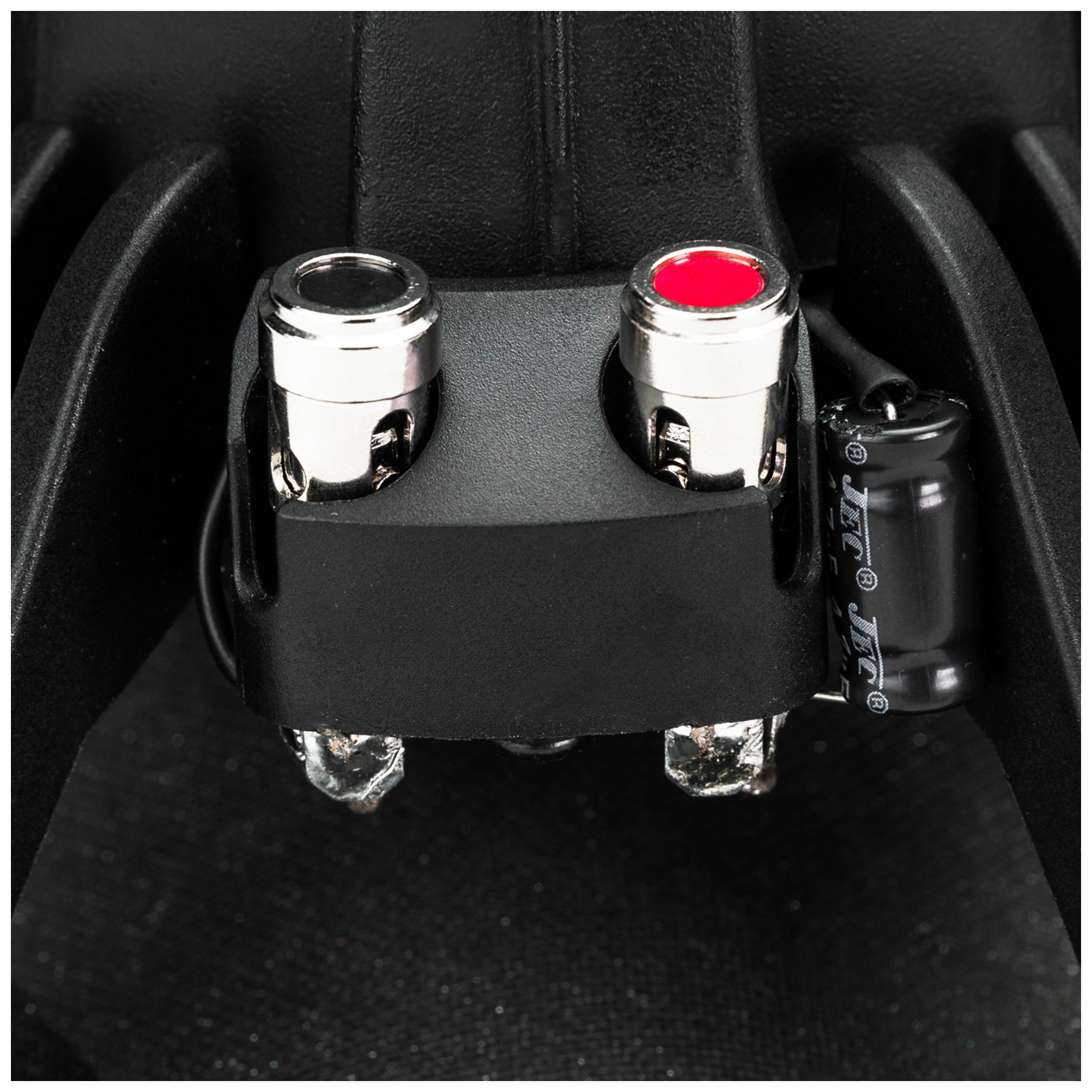 MB Quart PK1-168 5x7/6x8" Premium 2-Way coax speakers with 1" Magnesium WideSphere™ Technology Tweeters