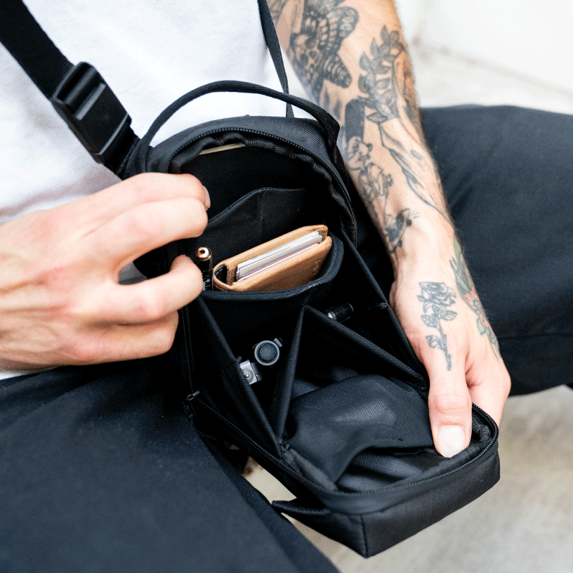 WANDRD X1 Crossbody Bag Small