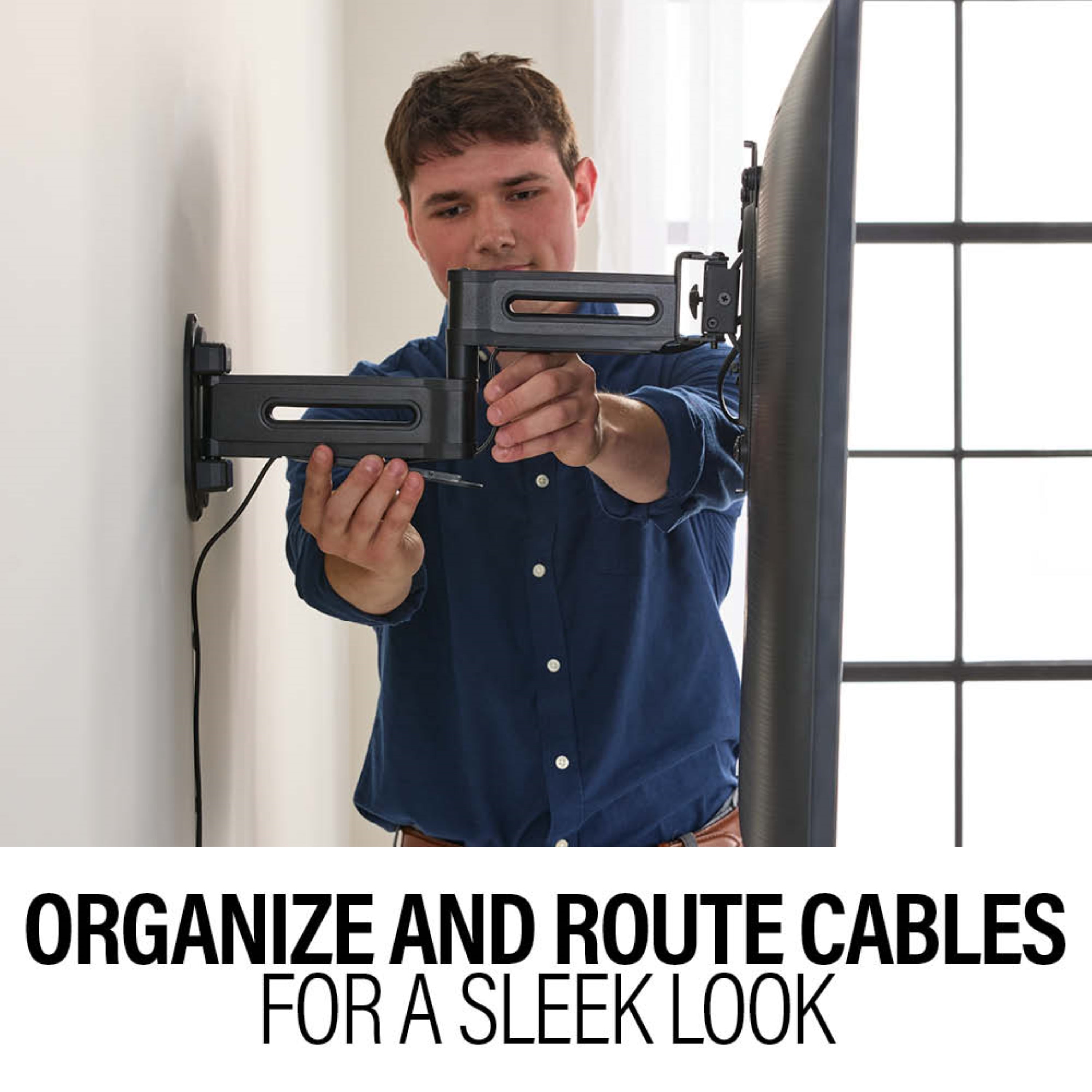 Support mural TV Sanus Advanced Full Motion 4D Shift pour téléviseurs de 19 à 43 pouces