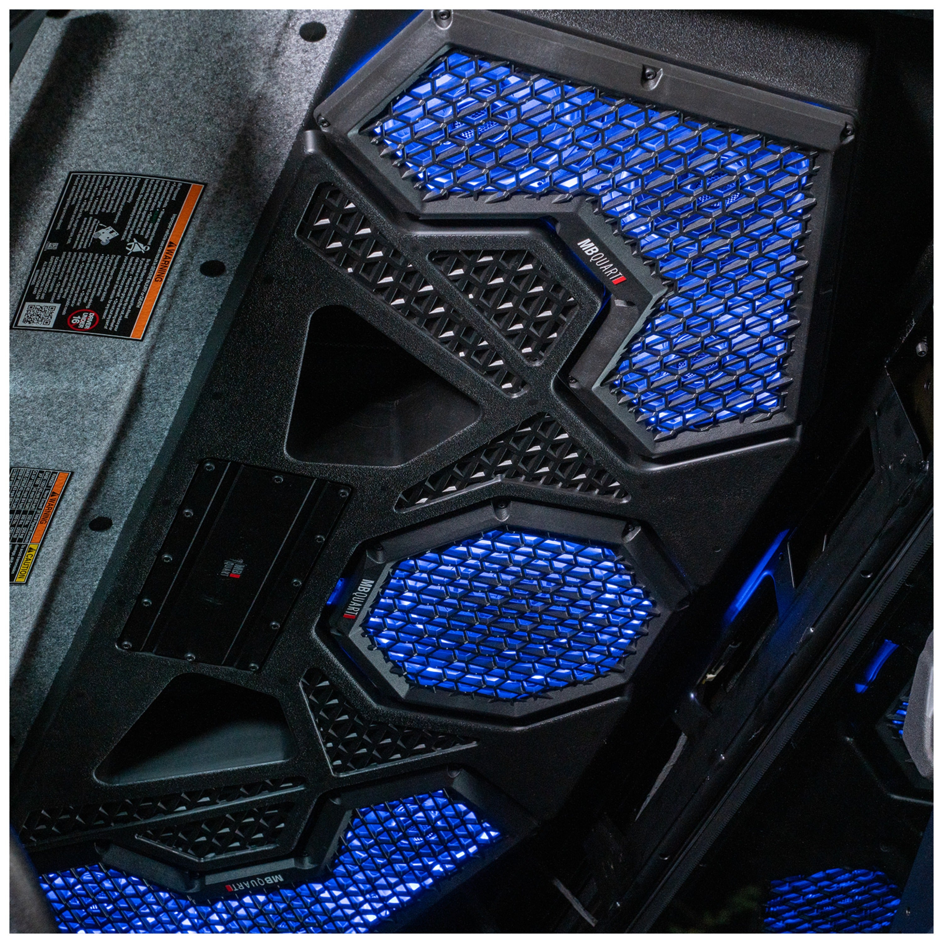 MB Quart MBQRG2-S7R 500-watt Ranger audio roof with a dash-mounted GMR7V1 source unit